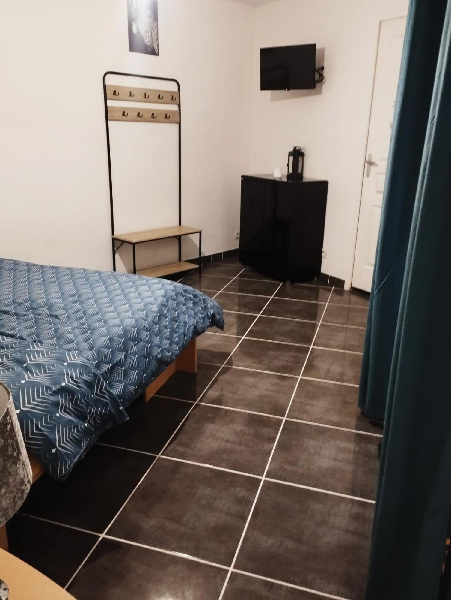 Appartement Avec Cour Plein Centre Фоа Екстериор снимка